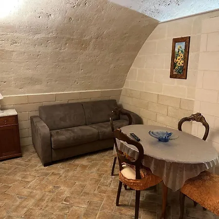 Casa Vacanze “nonna Giulia” Apartment *